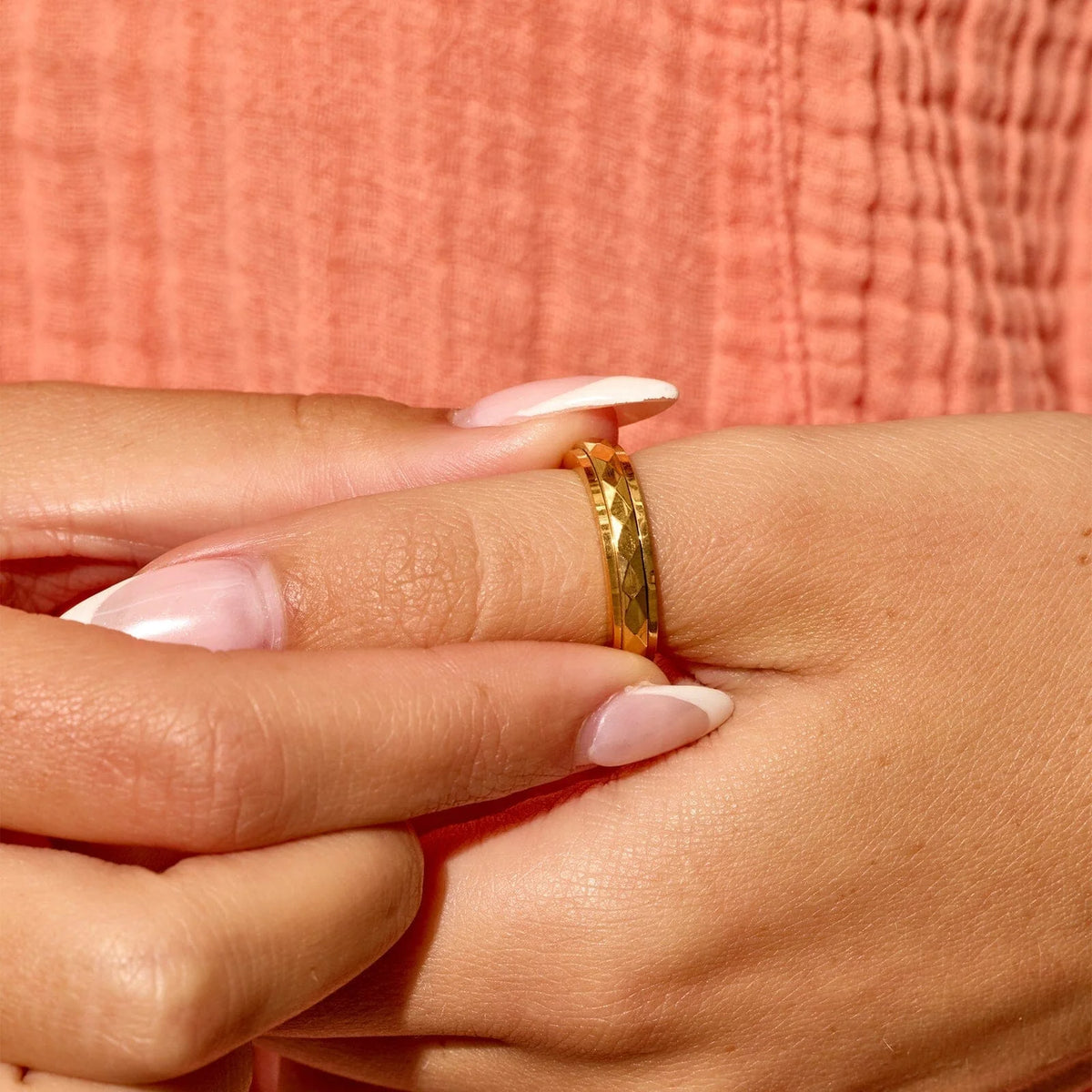 Diamond Cut Fidget Ring
